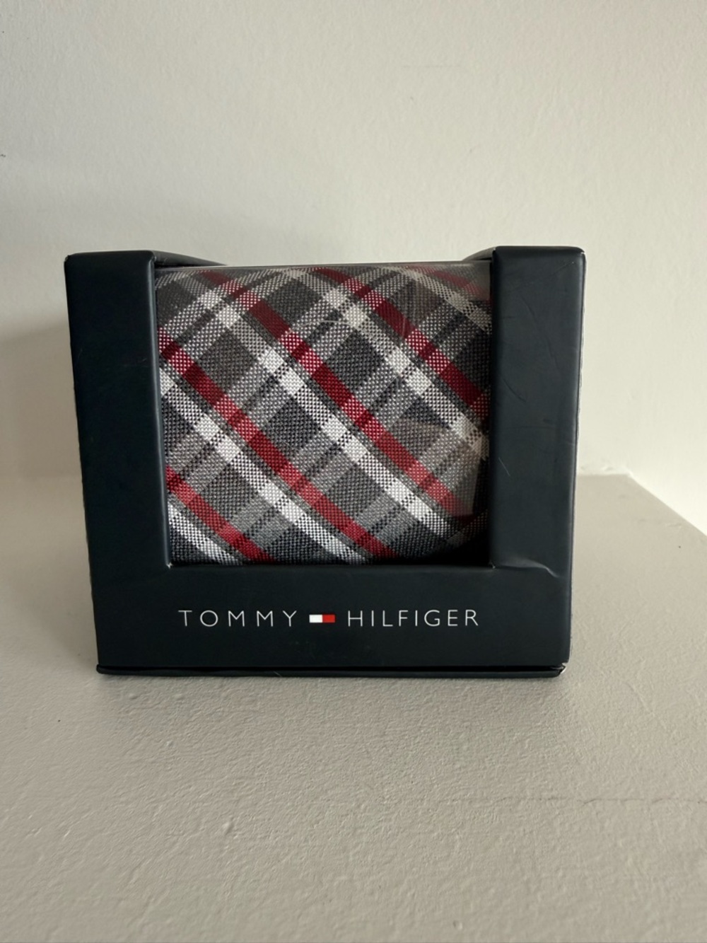 Tommy Hilfiger Plaid Tie in Gray, Red & White